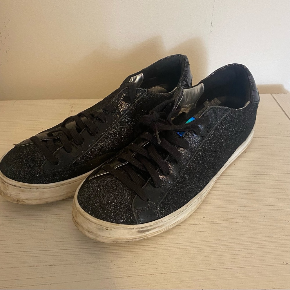 P448 John low top sneaker